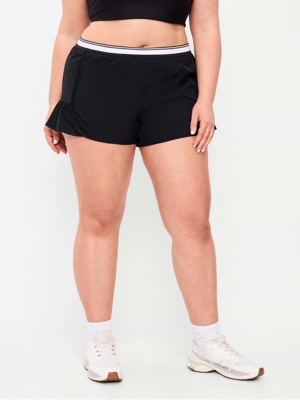 Old Navy Black Mid-Rise Stretch Tech Run Shorts